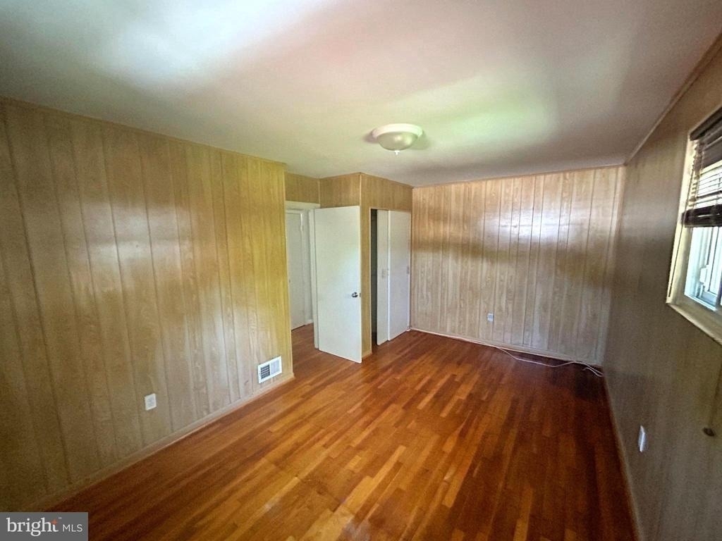 11004 Schuylkill Road - Photo 9