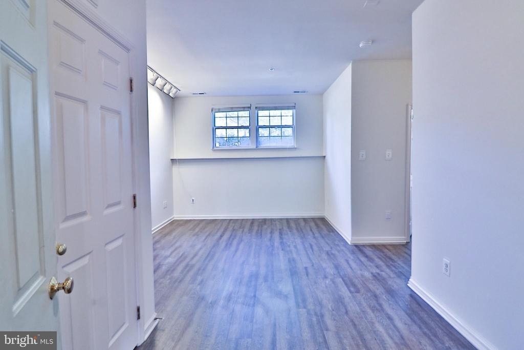 526 Redland Boulevard - Photo 36