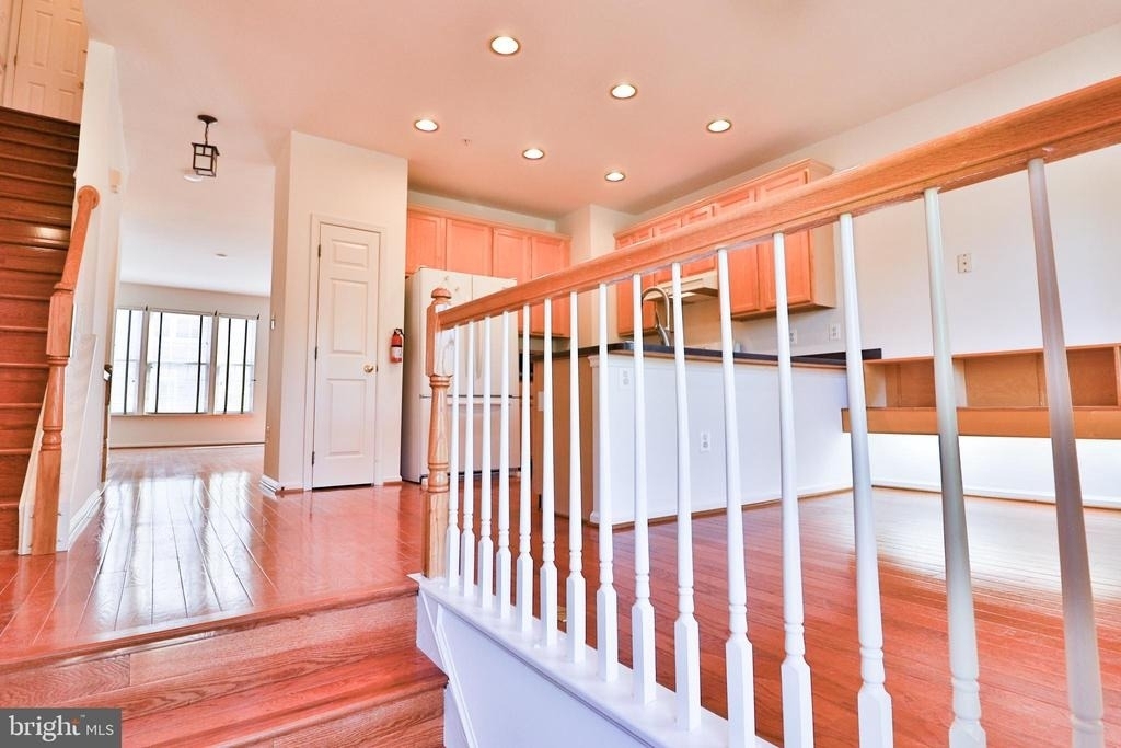 526 Redland Boulevard - Photo 3