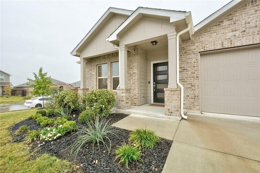 15400 Summer Ray Dr - Photo 0