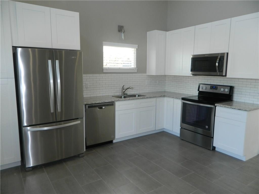 4401 Hank Ave - Photo 5