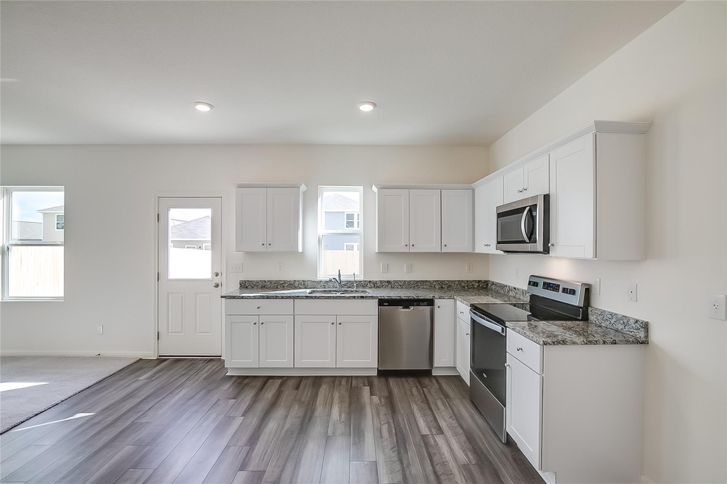 110 Blackbear Dr - Photo 9