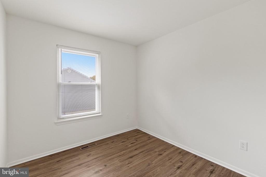 6082 Majors Lane - Photo 14