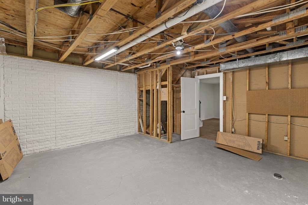 6082 Majors Lane - Photo 23
