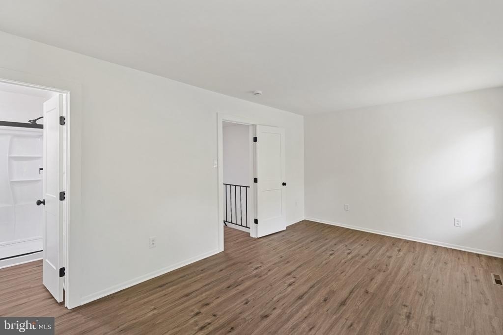 6082 Majors Lane - Photo 12
