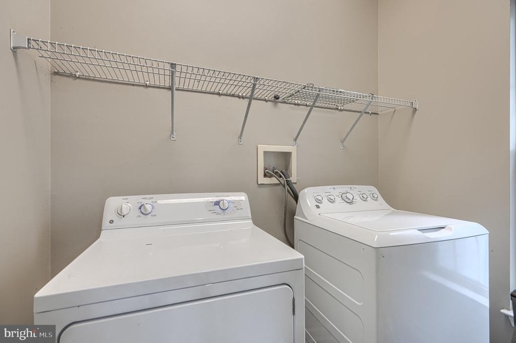 7211 Lyndsey Way - Photo 14