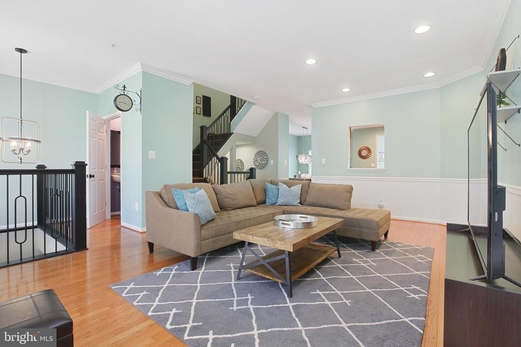 8907 Samuel Joy Way - Photo 1