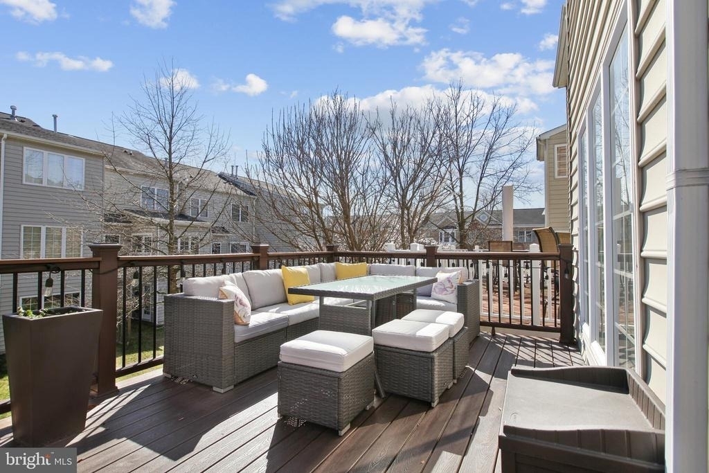 8907 Samuel Joy Way - Photo 5