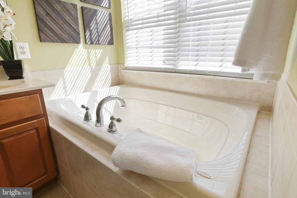 8907 Samuel Joy Way - Photo 22