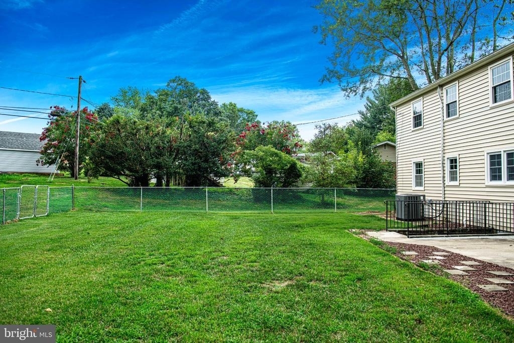 205 E Ring Factory Road - Photo 32
