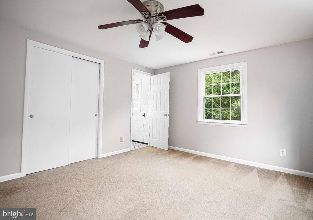 205 E Ring Factory Road - Photo 18