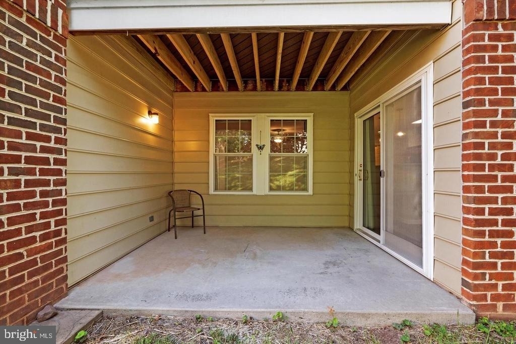 2406 Ellsworth Way - Photo 6