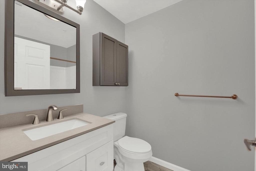 2406 Ellsworth Way - Photo 15