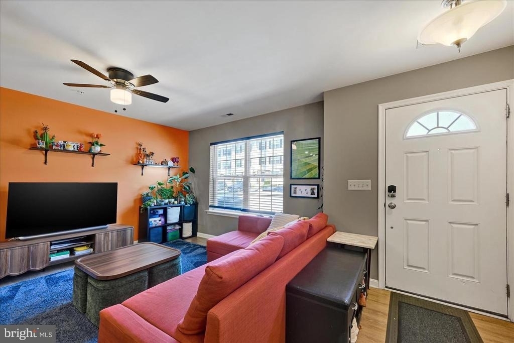 1820 Cassandra Drive - Photo 3