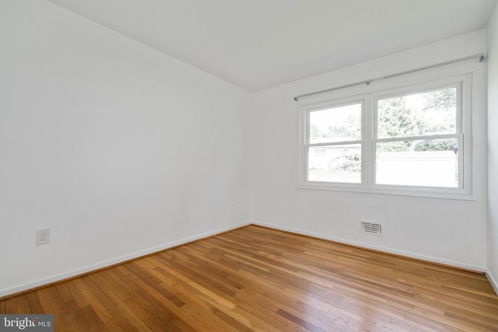 102 Greenmeadow Drive - Photo 12