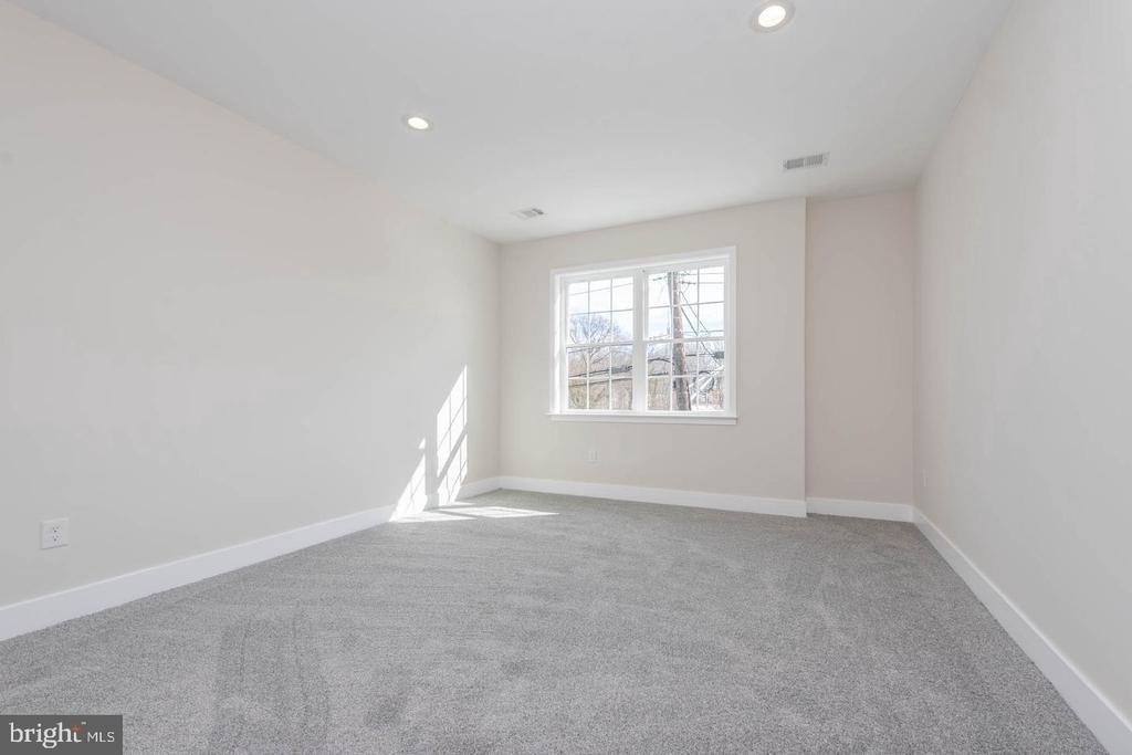 9624 Harford Road - Photo 21