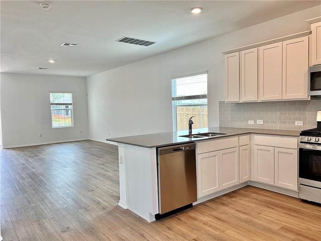 290 Silver Glen Dr - Photo 14