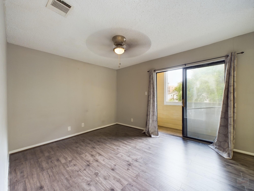 2510 San Gabriel St - Photo 6