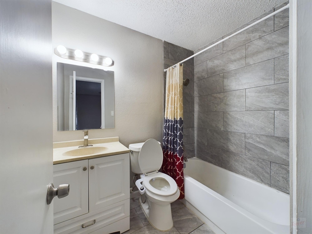 2510 San Gabriel St - Photo 8