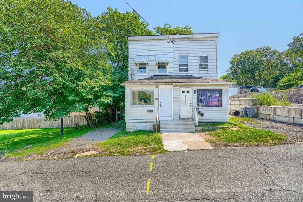 7621 Cypress Avenue - Photo 0