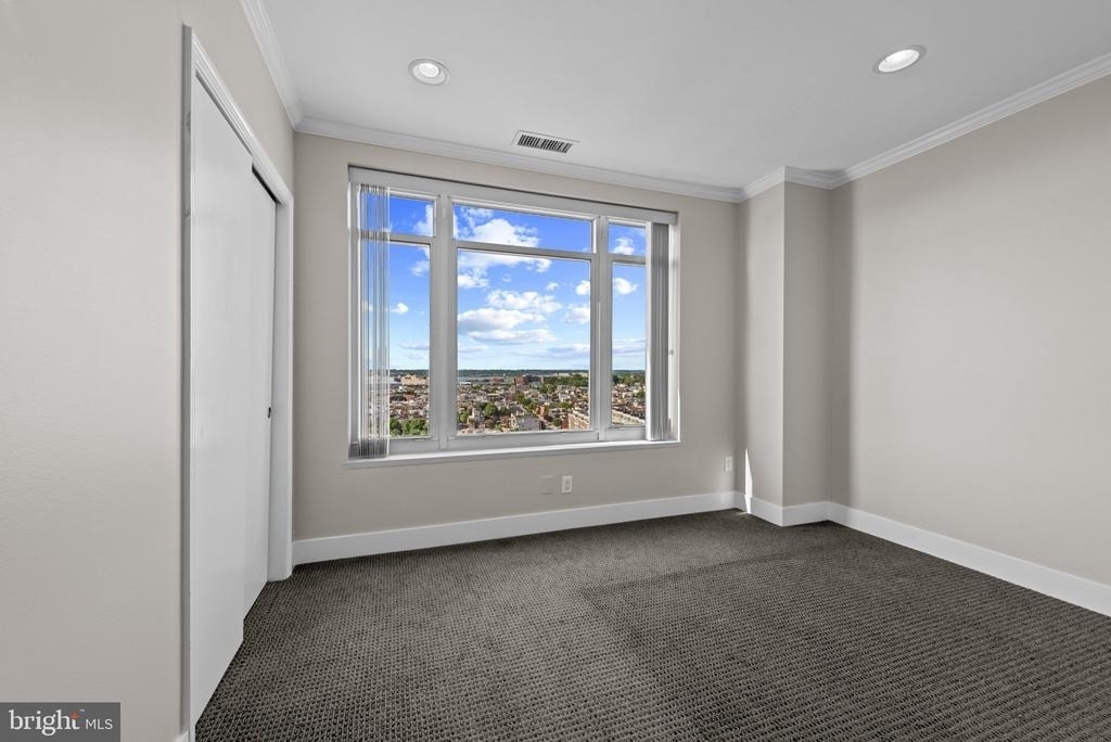 100 Harborview Drive - Photo 12