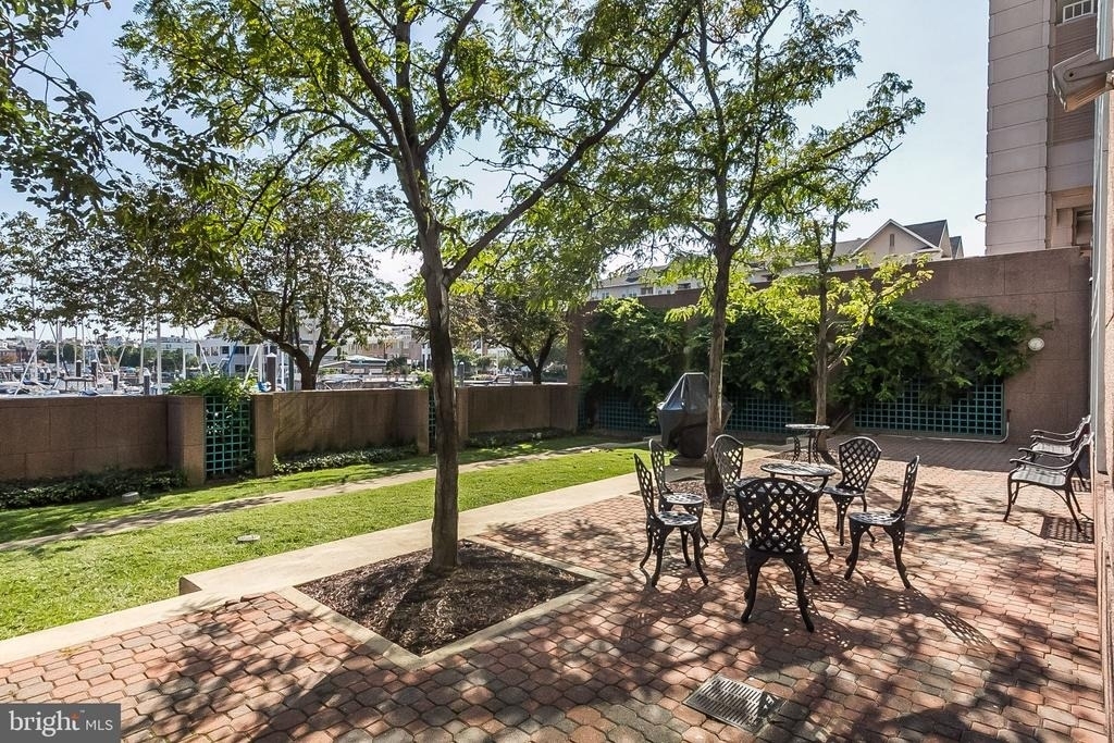 100 Harborview Drive - Photo 33