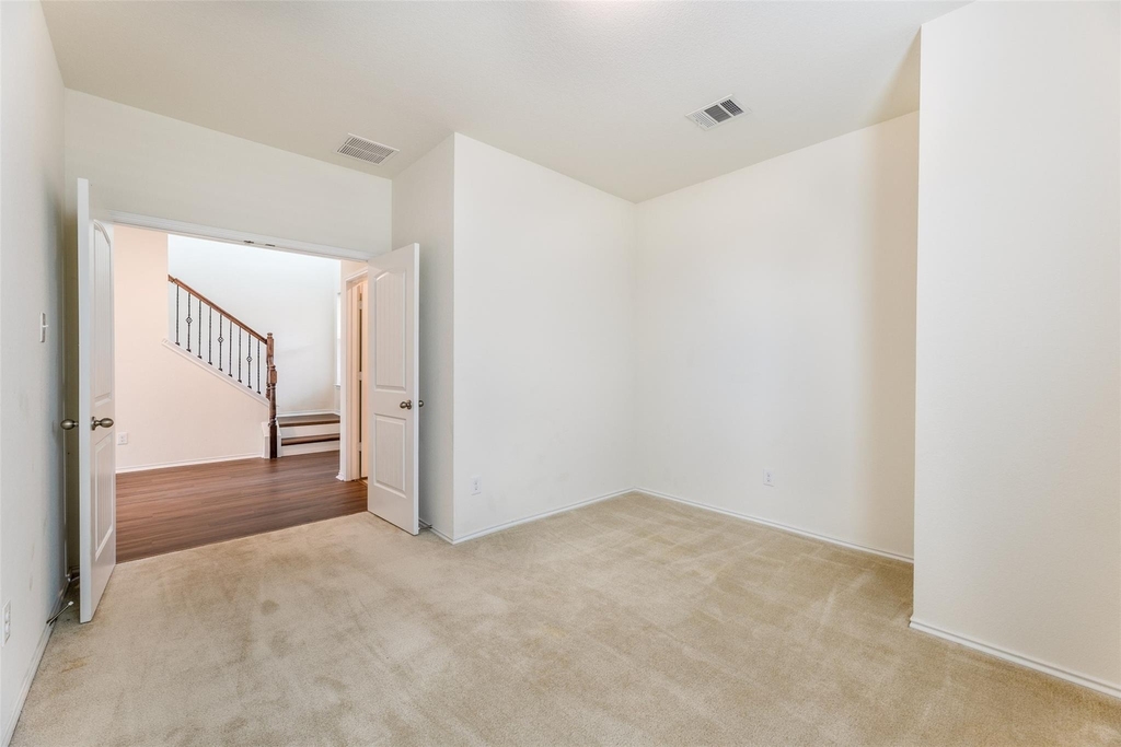 13709 Vigilance St - Photo 30