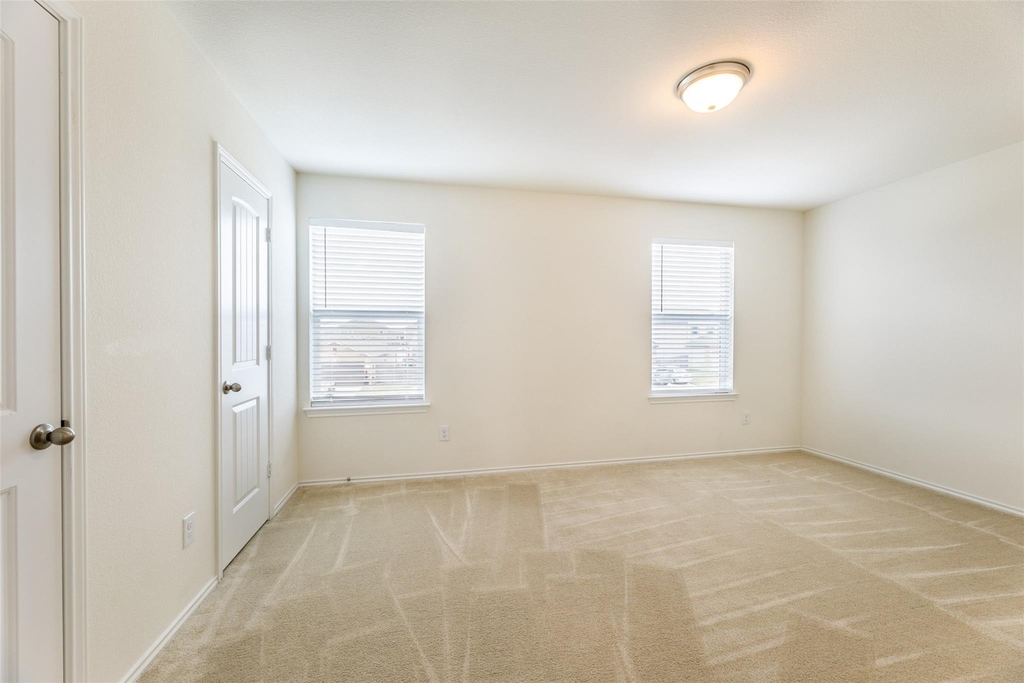 13709 Vigilance St - Photo 15