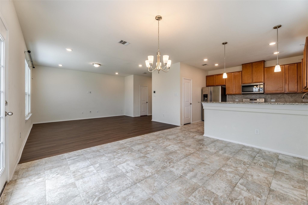 13709 Vigilance St - Photo 7