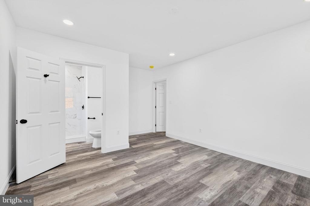 2500 W Franklin Street - Photo 4