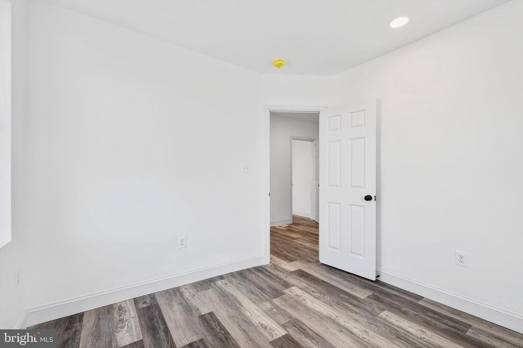 2500 W Franklin Street - Photo 22