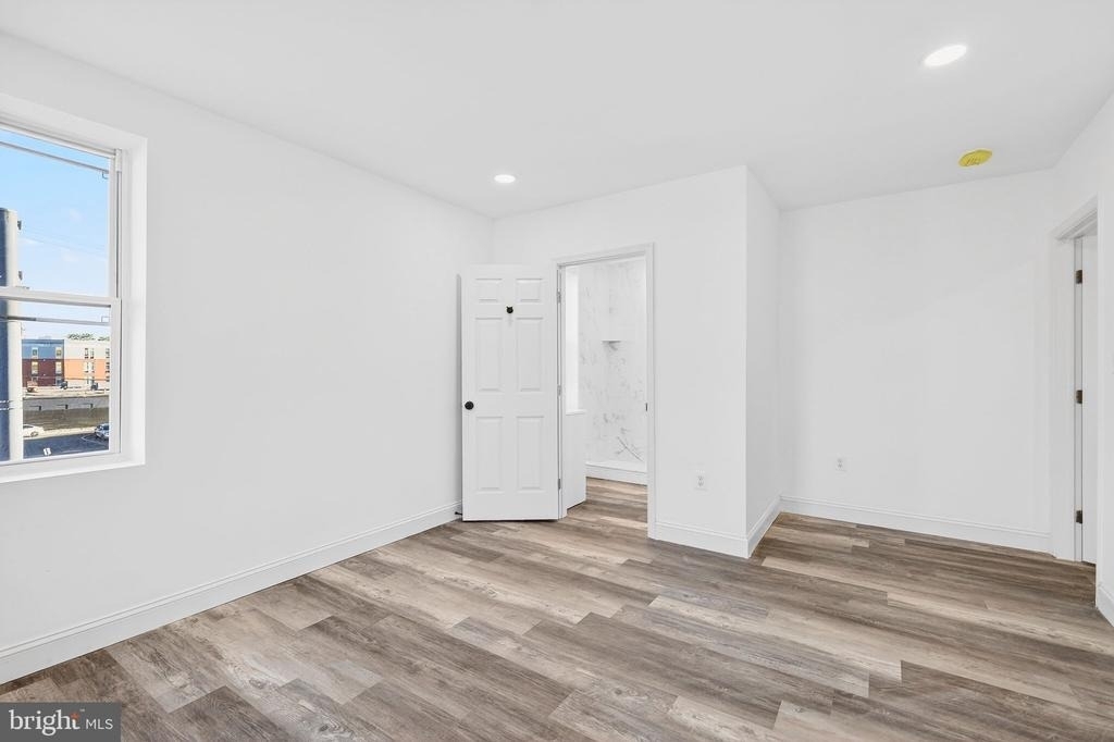 2500 W Franklin Street - Photo 24