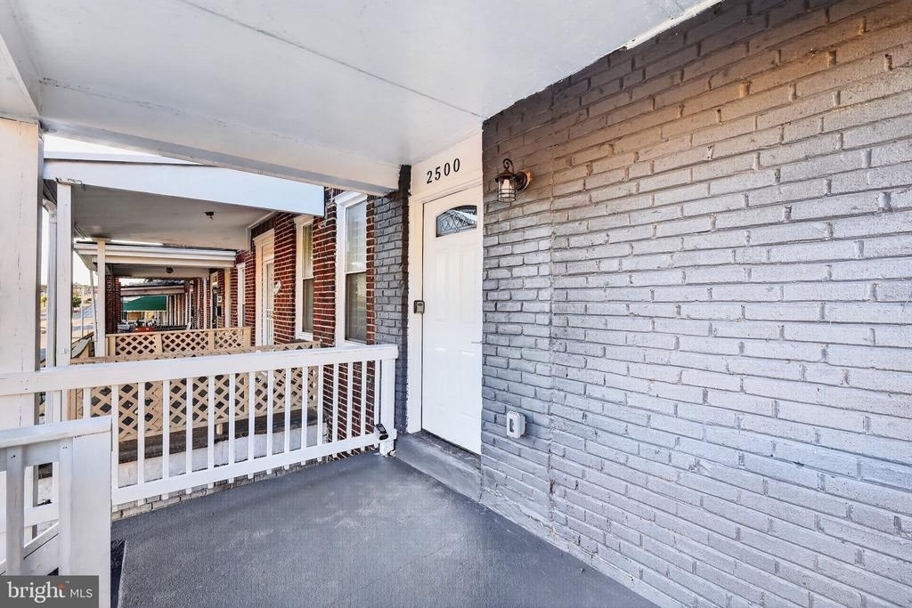 2500 W Franklin Street - Photo 32