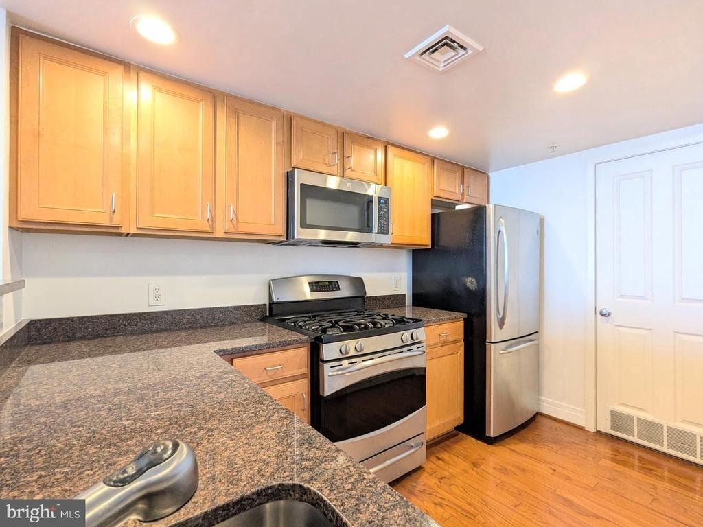 414 Water Street - Photo 30