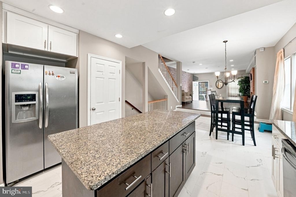 231 N Chester Street - Photo 5
