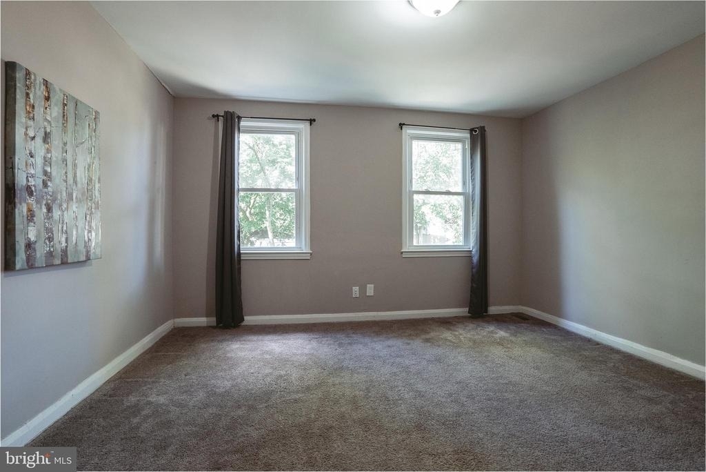 701 Saint Dunstans Road - Photo 6