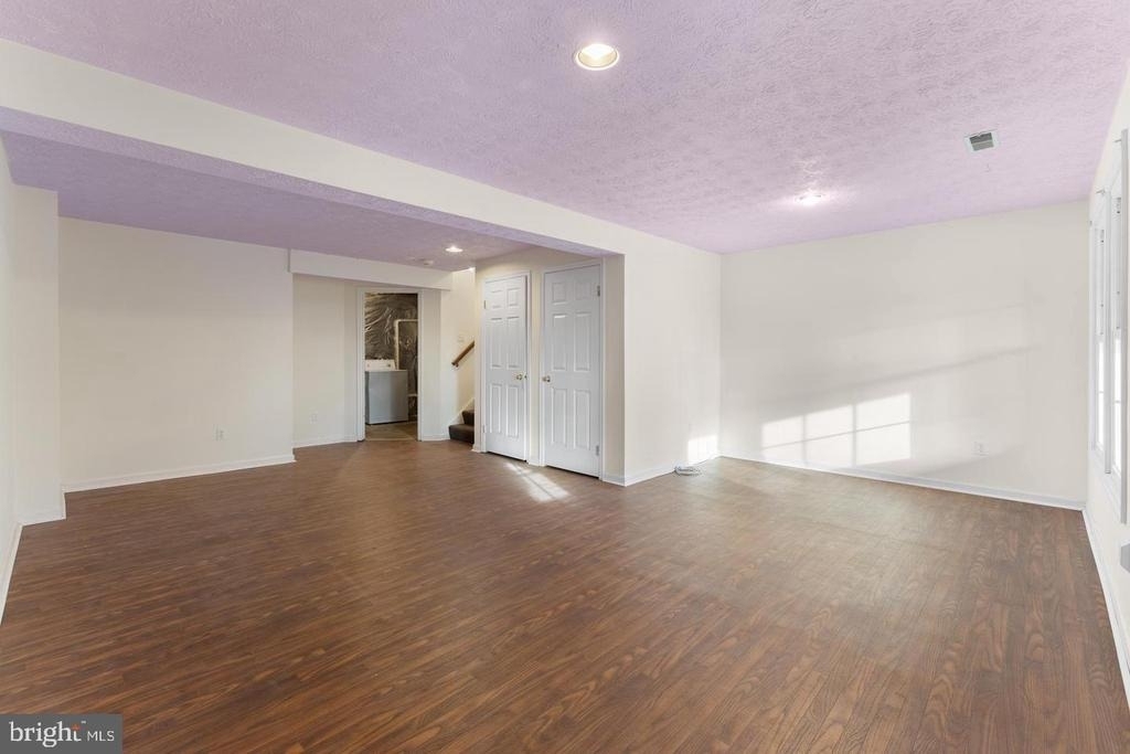 2126 Commissary Circle - Photo 20