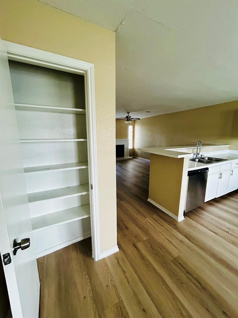 1841 River Crossing Cir - Photo 8