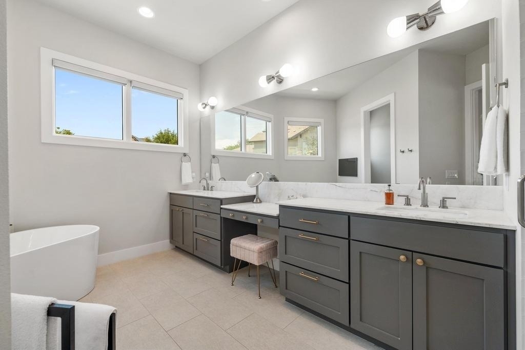 2600 Arion Cir - Photo 13