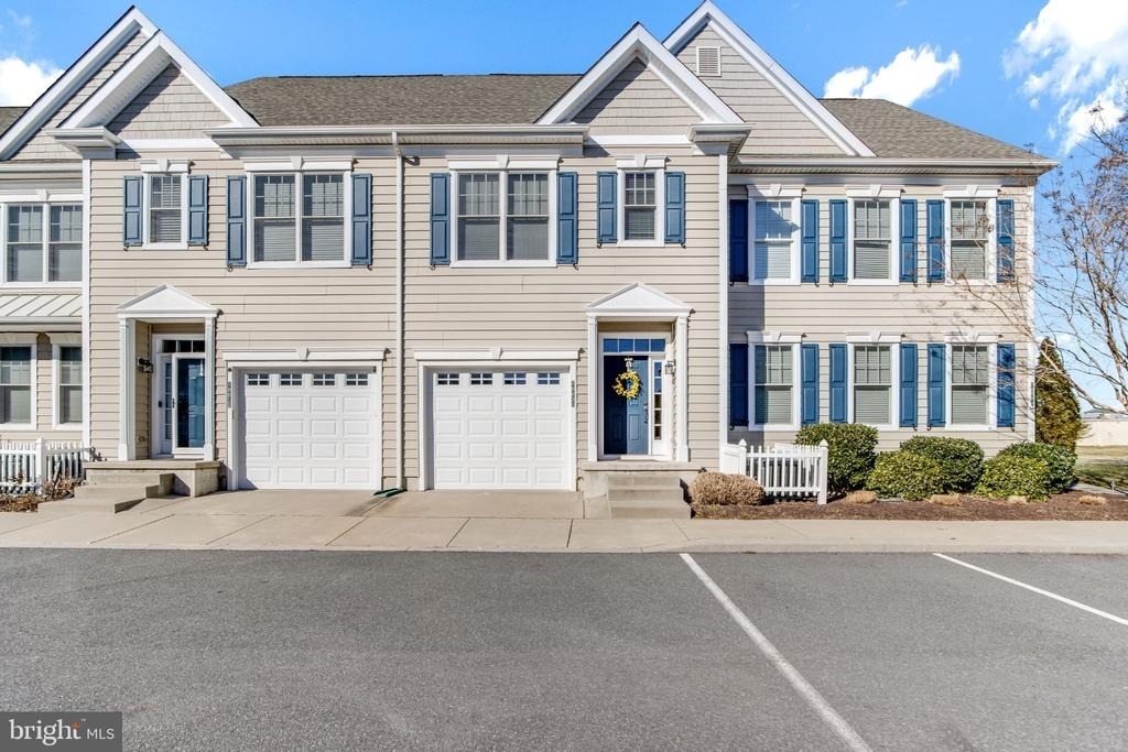 18830 Bethpage Drive - Photo 0