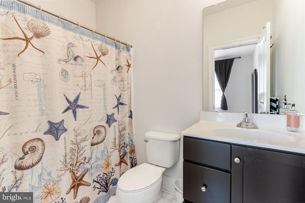 18830 Bethpage Drive - Photo 10