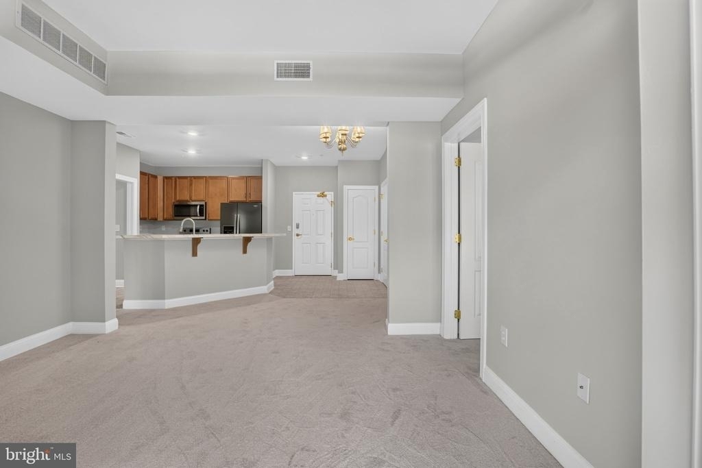 3000 Fountainview Circle - Photo 28