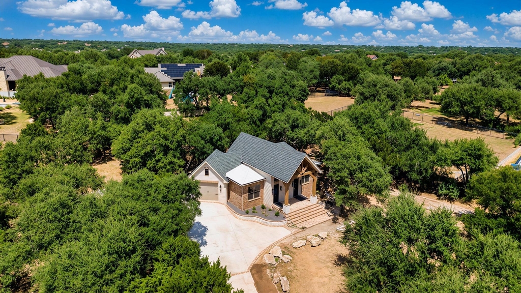 317 Highland Spring Ln - Photo 1