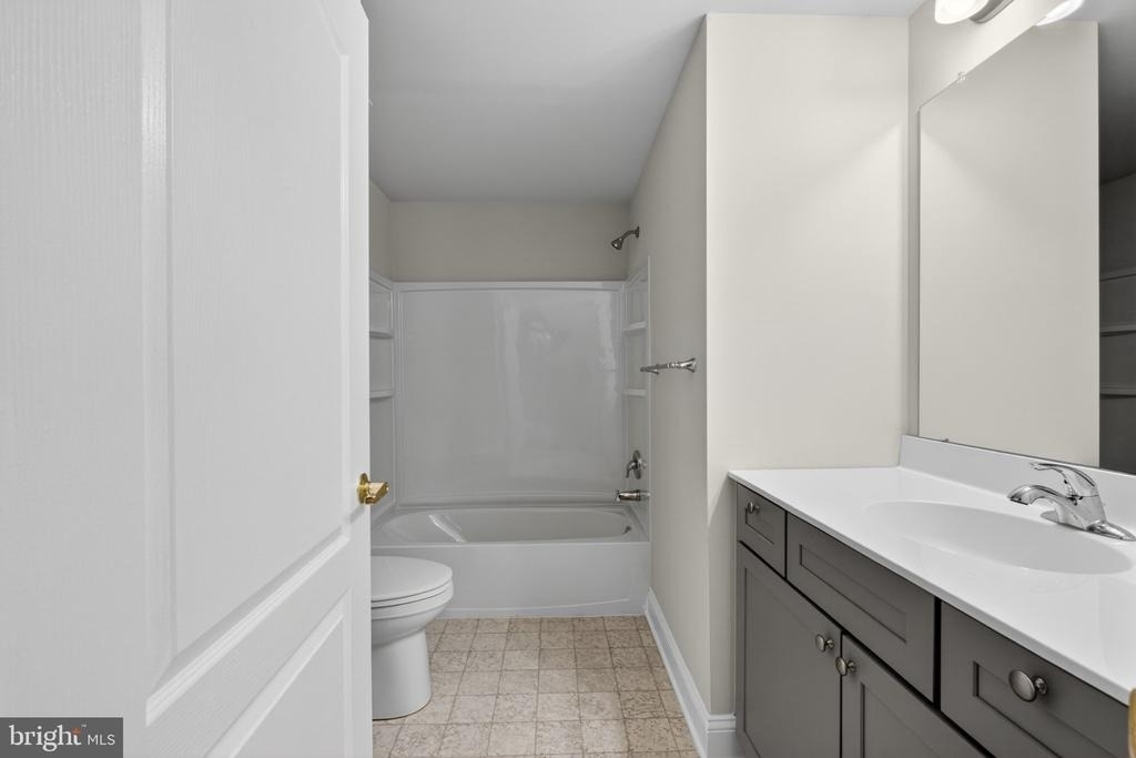 3000 Fountainview Circle - Photo 26