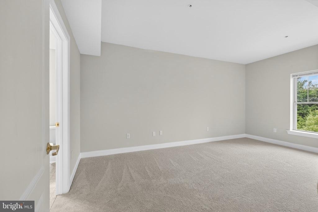 3000 Fountainview Circle - Photo 21