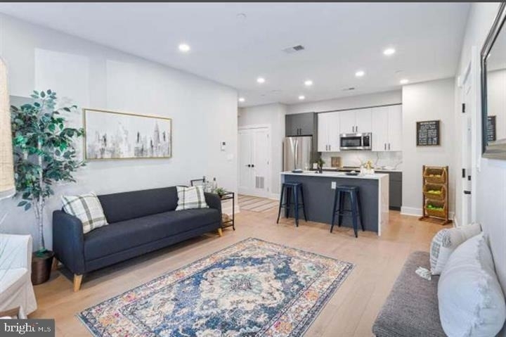 2209 M Street Ne - Photo 5