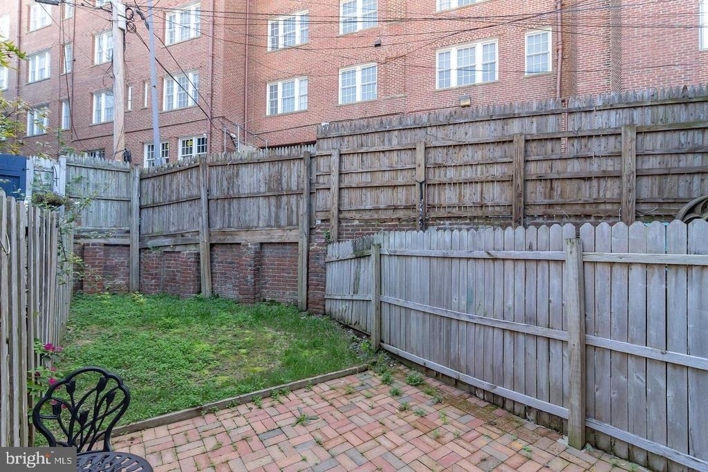 2321 17th Street Nw - Photo 20