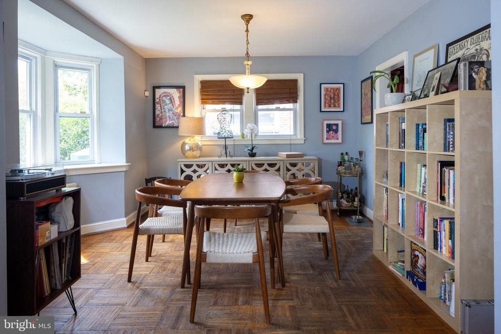 1446 Montana Avenue Ne - Photo 5