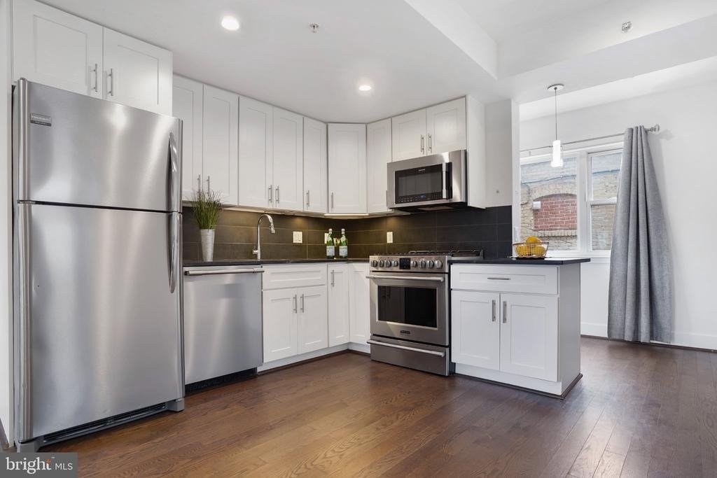7723 Alaska Avenue Nw - Photo 2