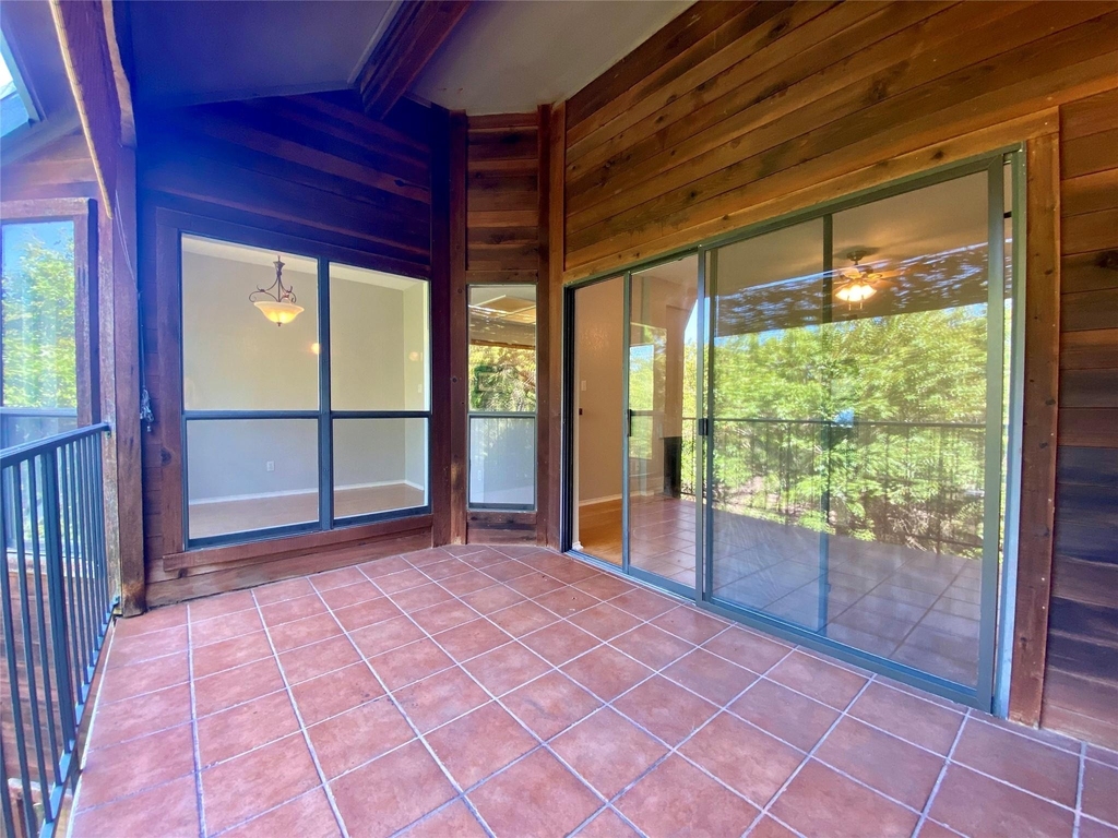 4711 Spicewood Springs Rd - Photo 8